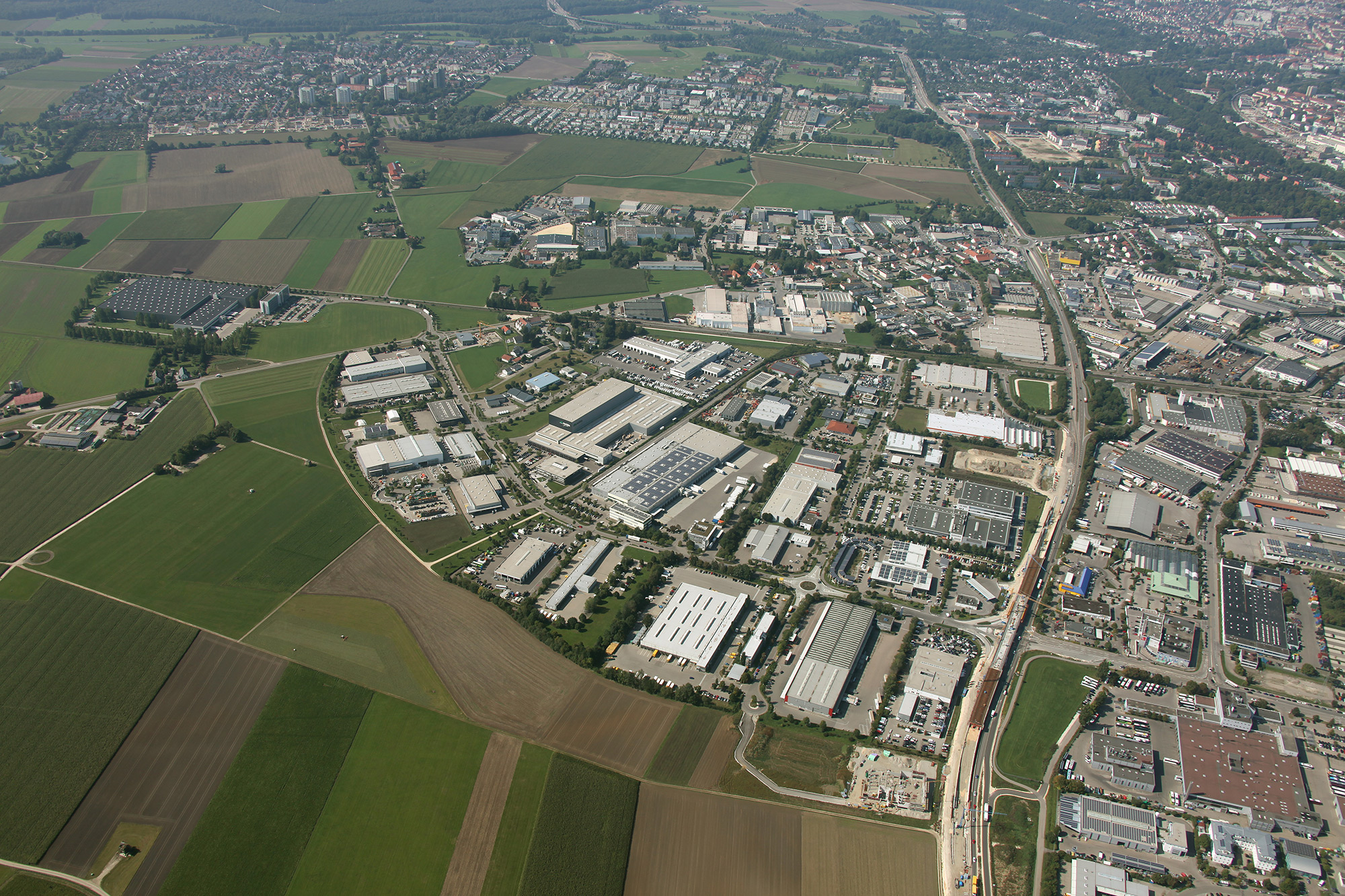 Luftbild vom südlichen Neu-Ulmer Stadtteil Schwaighofen
