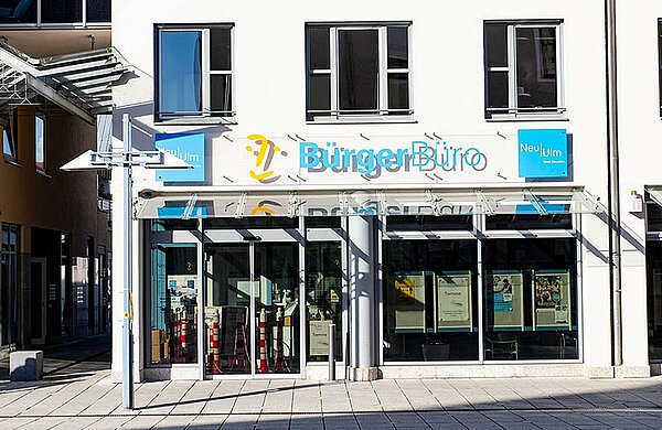 Außenansicht des Neu-Ulmer Bürgerbüros