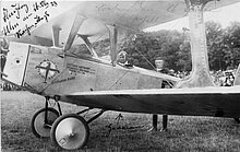 Köhl bei seinem Besuch am 26.08.1928 in Ulm/Neu-Ulm in einem nach ihm benannten Udet-Flamingo-Flugzeug / Hermann-Köhl-Museum, Fotograf unbekannt