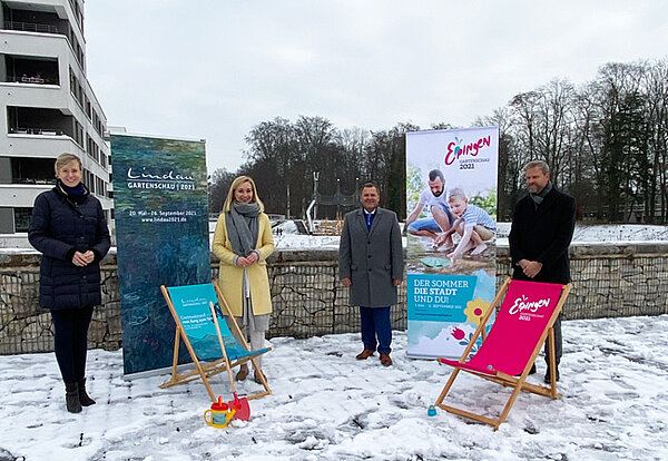 Gruppenfoto mit den Oberbürgermeisterinnen von Neu-Ulm und Lindau, Eppings Oberbürgermeister und Ulms Baubürgermeister