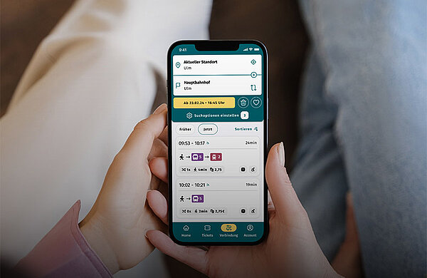 Die neue DING-App für den öffentlichen Nahverkehr Smartphone zeigt neue DING-App mit Verbindungen des öffentlichen Nahverkehrs