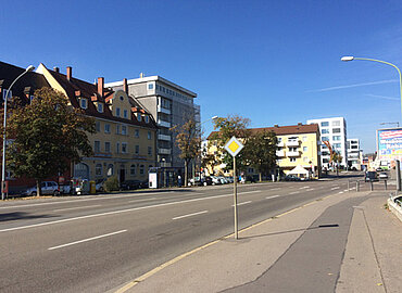Straßenabschnitt der Neu-Ulmer Reuttier Straße 