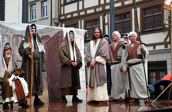 Szene aus dem Lebendigen Kreuzweg