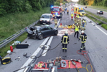 Feuerwehreinsatz bei einem Verkehrsunfall