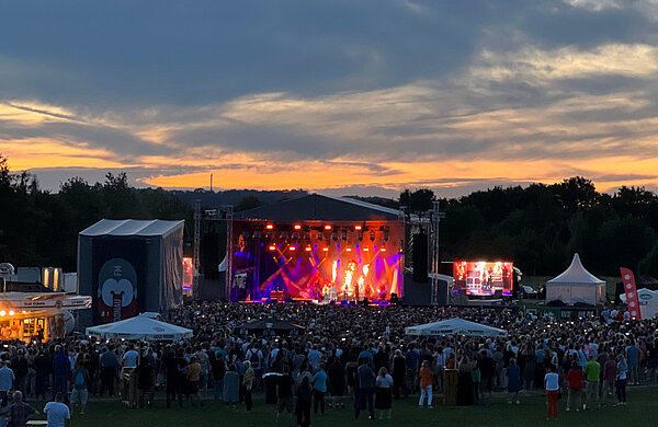 Open-Air-Gelände mit großer Festivalbühne im Sport- und Freizeitpark Wiley