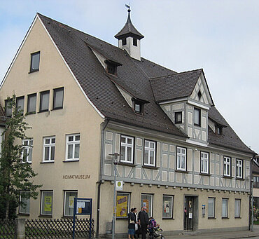 Altes Rathaus in Pfuhl und Heimatmuseum