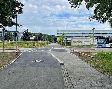 Radweg an der Hochschule Neu-Ulm