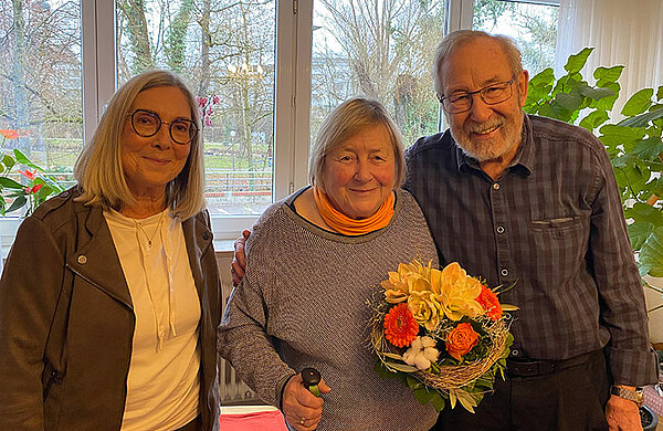 Bürgermeisterin Gerlinde Koch mit dem Ehepaar