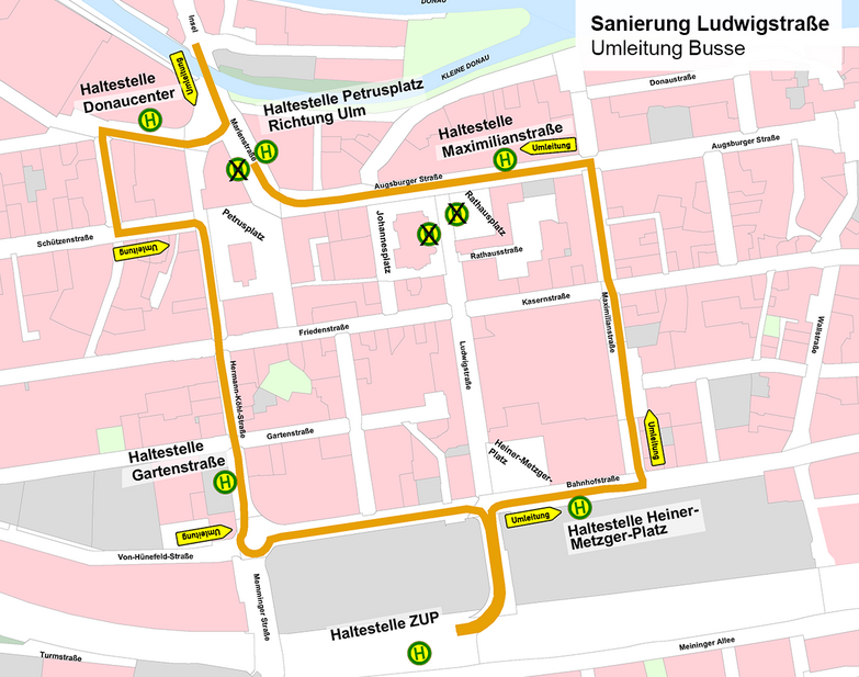 Stadtplan Neu-Ulmer Innenstadt mit durchgestrichenen Haltestellen Rathaus sowie Petrusplatz Richtung ZUP und der Umleitungsstrecke der Busse