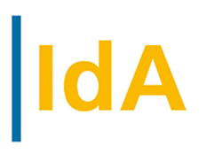 Logo IdA, gelber Schriftzug mit blauer waagrechter Linie