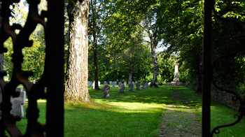 Soldatenfriedhof mit Kriegsgräber